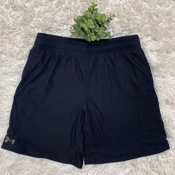 🎉HP🎉 Under Armour Pull On Athletic Mesh Shorts 💗 Black - Picture 3 of 11